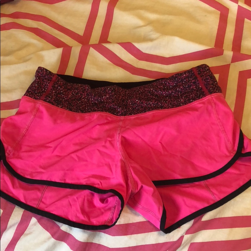 Lulu lemon speed short